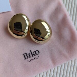 New statement gold earrings